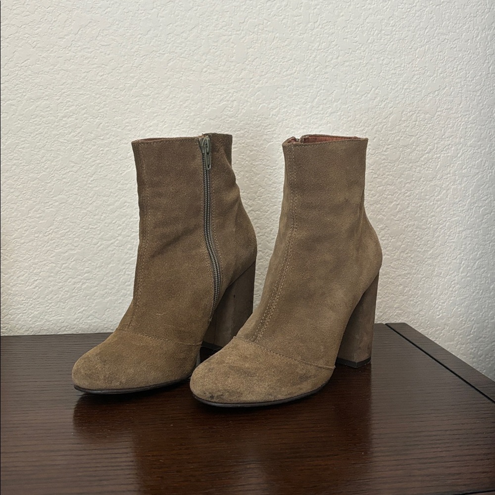 Green Suede Ankle Boots Steve Madden